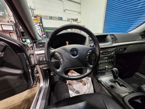 Used 2007 Kia Amanti w/ Leather Pkg image 7