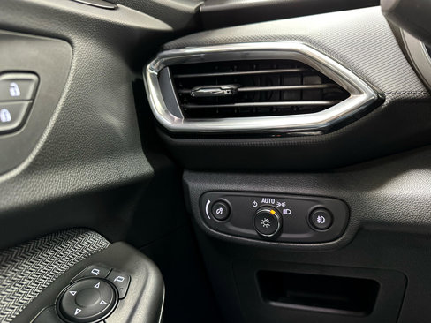 Used 2021 Chevrolet TrailBlazer LT w/ Premium Seating Package image 33