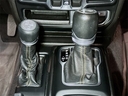 Certified 2021 Jeep Wrangler Unlimited Sahara image 14