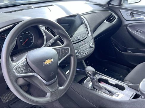 Used 2023 Chevrolet Malibu LT image 24
