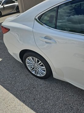 Used 2017 Lexus ES 350 image 4