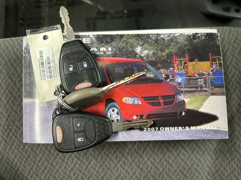 Used 2007 Dodge Grand Caravan SE image 33