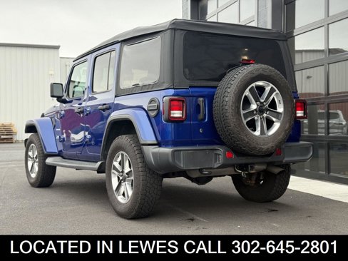 Used 2018 Jeep Wrangler Unlimited Sahara image 3
