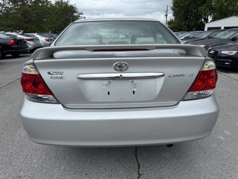 Used 2005 Toyota Camry LE image 6