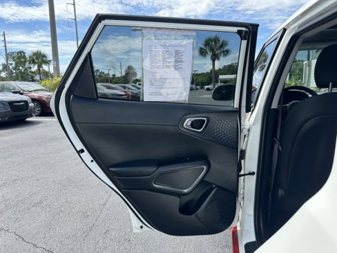 Used 2021 Kia Soul GT-Line image 38