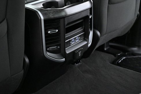Used 2021 RAM 1500 Big Horn image 28