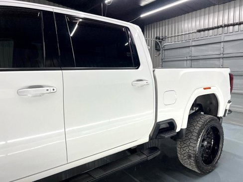 Used 2020 GMC Sierra 2500 AT4 w/ AT4 Premium Package image 5