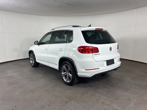 Used 2017 Volkswagen Tiguan Sport image 5