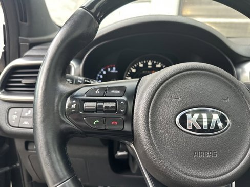 Used 2017 Kia Sorento SX image 29