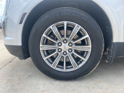 Used 2017 Cadillac XT5 Luxury w/ Driver Awareness Package image 7