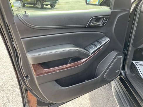 Used 2016 GMC Yukon SLE w/ Convenience Package image 14