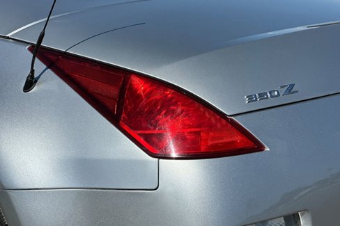 Used 2004 Nissan 350Z Enthusiast image 28