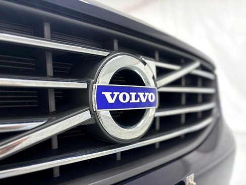 Used 2017 Volvo XC60 T5 Inscription w/ Preferred Option Package image 10
