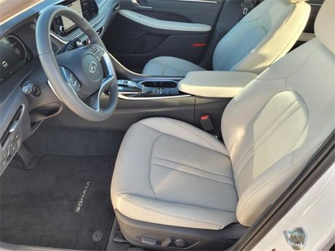 Used 2022 Hyundai Sonata Limited w/ Cargo Package image 13