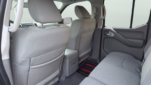 Used 2020 Nissan Frontier SV w/ Midnight Edition Floor Mats image 28