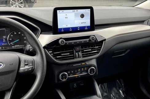 Used 2022 Ford Escape SE image 9