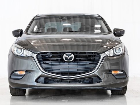 Used 2017 MAZDA MAZDA3 Touring image 2