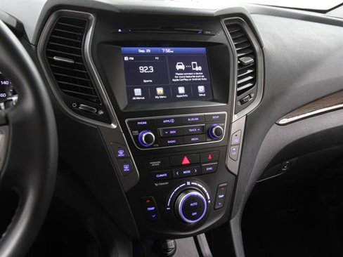 Used 2017 Hyundai Santa Fe Sport 2.0T image 9