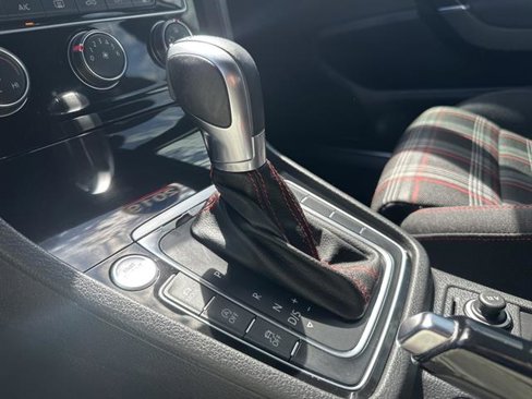 Used 2019 Volkswagen GTI Rabbit Edition image 22