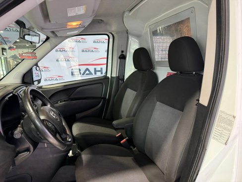 Used 2019 RAM ProMaster City Tradesman SLT image 28