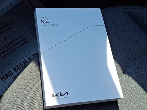 Certified 2025 Kia K4 LX image 25