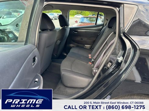 Used 2013 Nissan Leaf S image 10