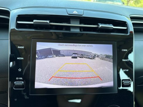 Used 2023 Hyundai Tucson SE image 23
