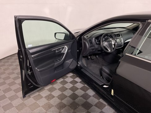 Used 2016 Nissan Altima 2.5 SR image 16