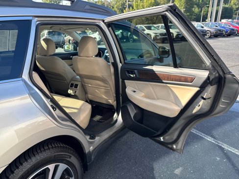 Used 2018 Subaru Outback 3.6R Limited image 38