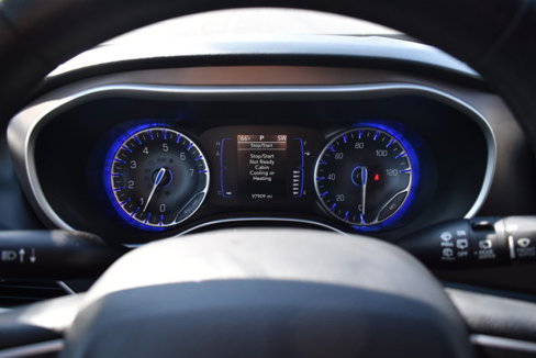 Used 2019 Chrysler Pacifica LX image 17