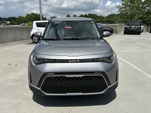 Used 2023 Kia Soul LX w/ LX Technology Package image 4