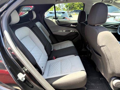 Used 2020 Chevrolet Equinox LS w/ LS Convenience Package image 14