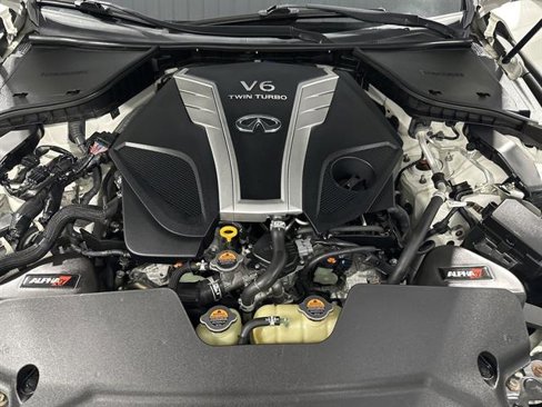 Used 2018 INFINITI Q50 Luxe w/ All Weather Package (L93) image 33