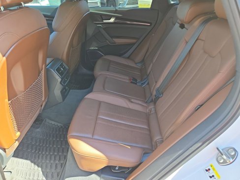 Used 2019 Audi Q5 2.0T Premium Plus w/ Premium Plus Package image 17