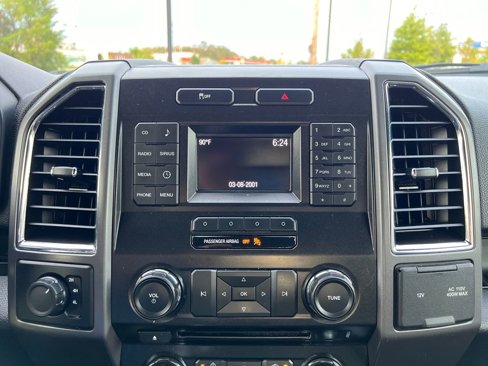 Used 2015 Ford F150 XLT w/ Equipment Group 301A Mid image 22