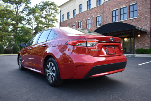 Used 2021 Toyota Corolla LE image 31