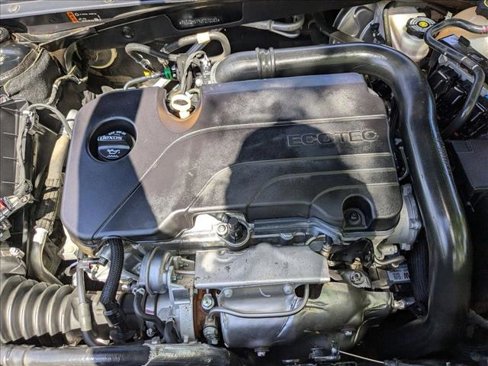 Used 2018 Chevrolet Malibu LT image 21
