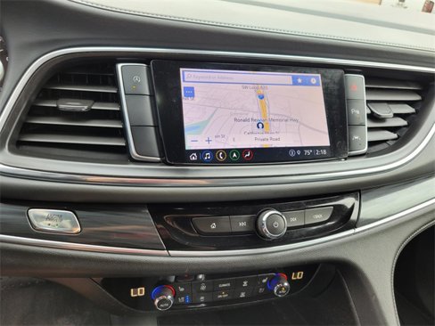 Used 2022 Buick Enclave Premium image 21