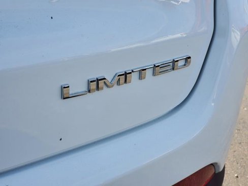 Used 2022 Jeep Compass Limited image 29