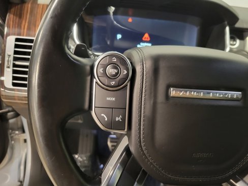 Used 2016 Land Rover Range Rover Supercharged image 13