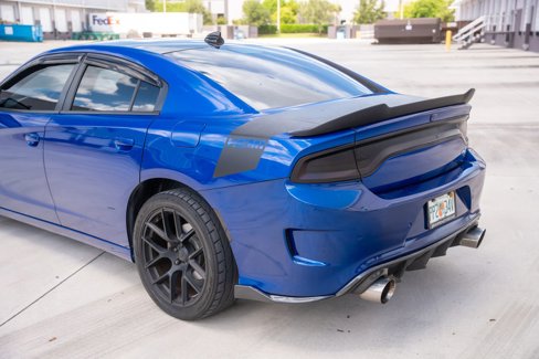 Used 2018 Dodge Charger R/T w/ Plus Group image 4
