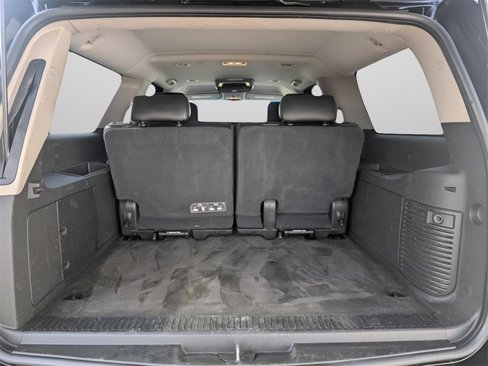 Used 2011 GMC Yukon XL SLT w/ SLT-2 Equipment Package image 5