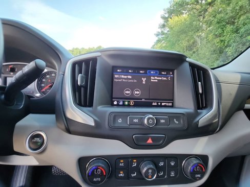 Certified 2020 GMC Terrain SLE w/ Driver Convenience Package image 18