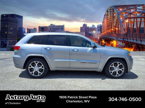 Used 2019 Jeep Grand Cherokee Overland image 2