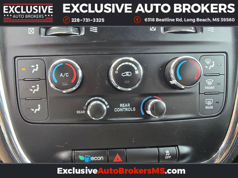 Used 2019 Dodge Grand Caravan SXT image 24
