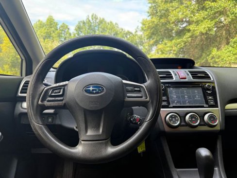 Used 2015 Subaru Crosstrek 2.0i Premium image 9