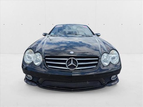 Used 2008 Mercedes-Benz SL 55 AMG image 2