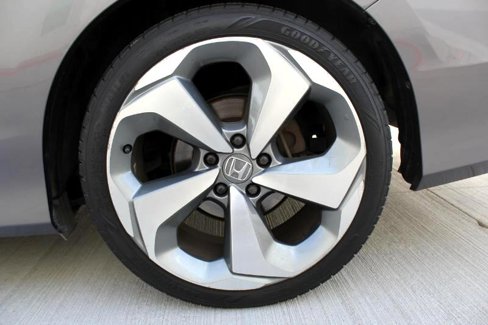 Used 2017 Honda Accord EX-L image 34