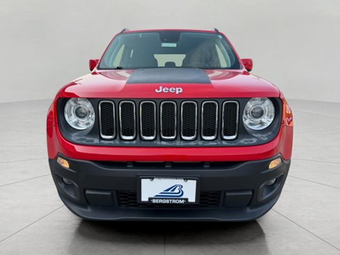 Used 2018 Jeep Renegade Latitude w/ Advanced Technology Group image 3