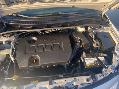 Used 2013 Toyota Corolla LE image 47